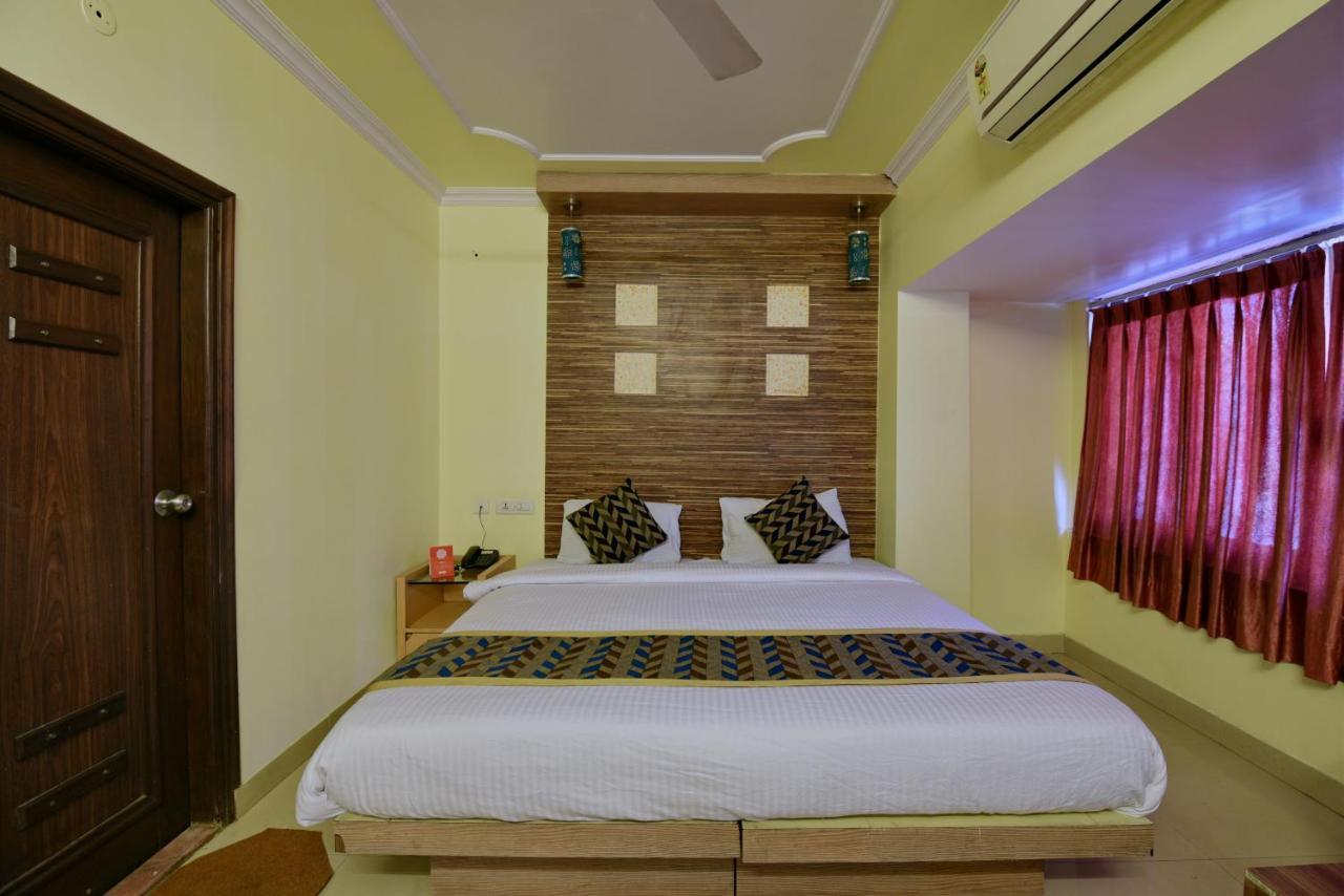 Oyo 2289 Hotel Radha Palace Kukas Eksteriør billede